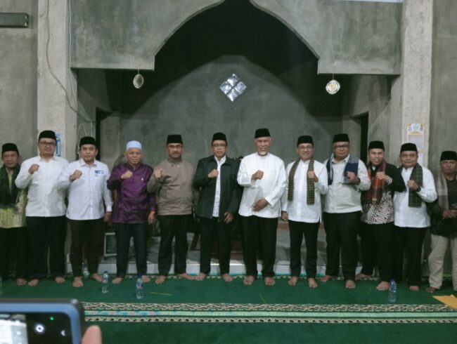 Salman Rp TSR Provinsi Sumbar Salurkan Bantuan Pembangunan Masjid Salman Rp85 Juta