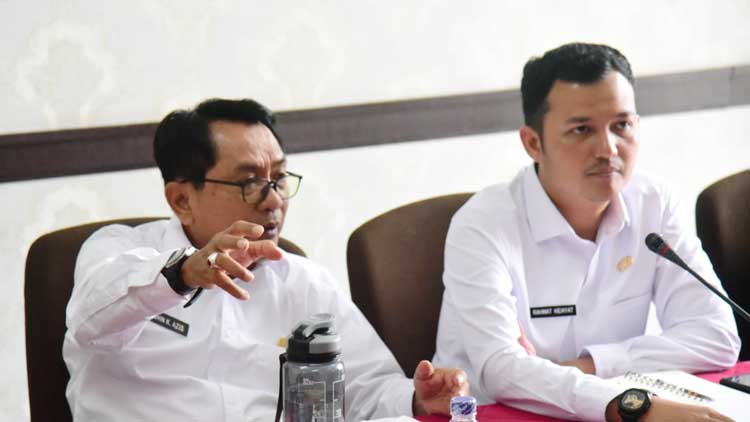 Gambar investigasi yang memberikan wawasan baru tentang Full Day School di Padang Pariaman.