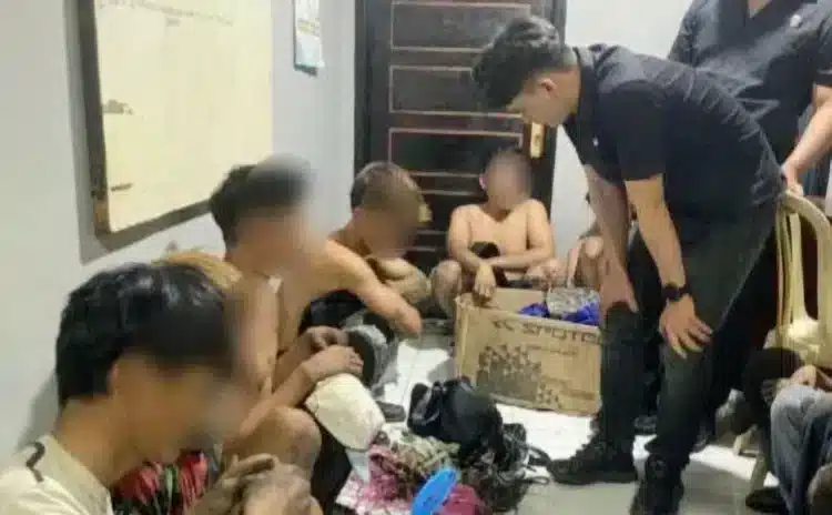 Foto dokumentasi dari peristiwa besar yang melibatkan Penjarah di Pasar Payakumbuh Blok Barat,terduga pelaku penjarahan.