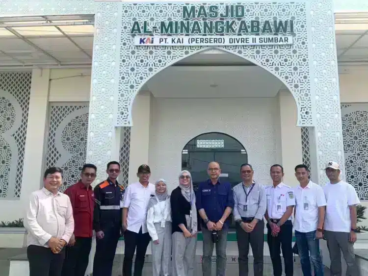 Tangkapan momen penting yang berkaitan erat dengan Padang.