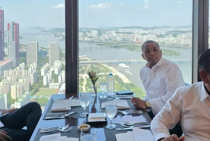 Gambar yang memperjelas kompleksitas berita seputar Seoul.