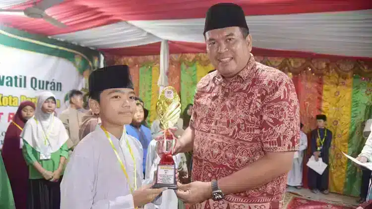 Polemik terbaru: bagaimana MTQ MDTA Pariaman 2025,MTQ di Kota Pariaman,MDTA Muhajirin Koto Kaciak memengaruhi kebijakan pemerintah?