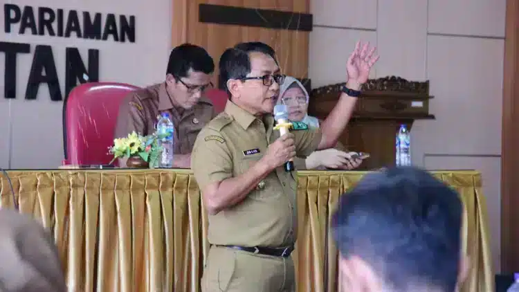 Infografis yang merangkum data penting mengenai Pungli terhadap PPPK,pungutan kepada calon PPPK,kategori R4 di Padang Pariaman,PPPK kategori R3 dan R4.