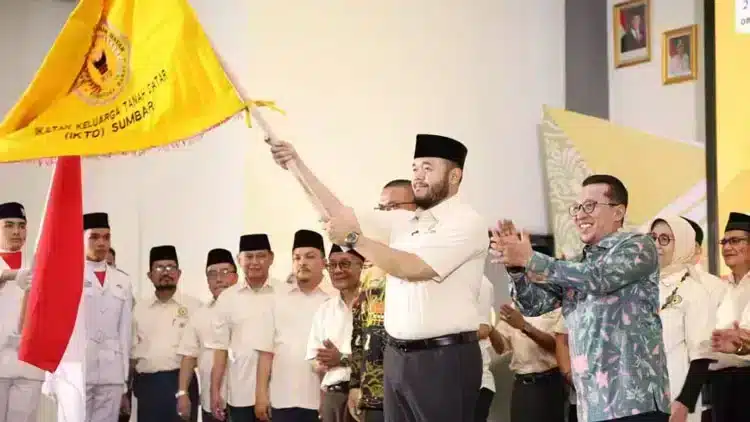 Gambar ilustratif yang menggambarkan inti berita tentang IKTD Sumbar 2025-2029.