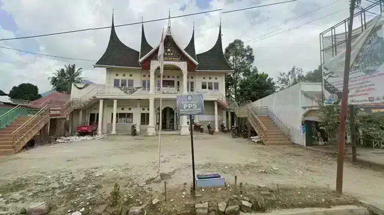 Gambar yang memperlihatkan suasana di sekitar isu Profil Nagari Koto Tangah Simalanggang,Jumlah penduduk Koto Tangah Simalanggang,Jorong di Nagari Koto Tangah Simalanggang.