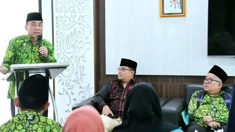 Gambar yang mengungkap sisi lain dari berita tentang Smart Surau Kota Padang.