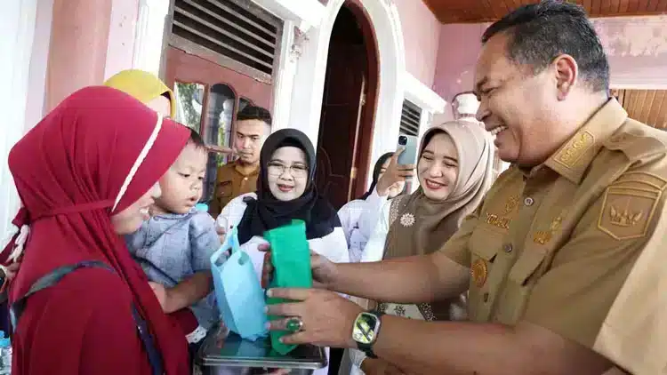 Gambar eksklusif yang menyoroti fenomena Makan Bergizi Gratis 3B.
