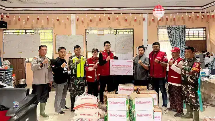 Foto jurnalistik yang menangkap esensi dari peristiwa Pemulihan jaringan.