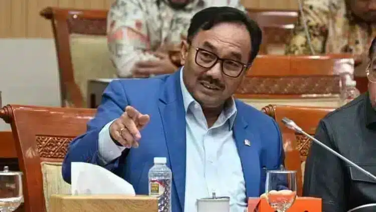 Gambar yang merepresentasikan Penganiayaan,Benny Utama dari sudut pandang yang berbeda.