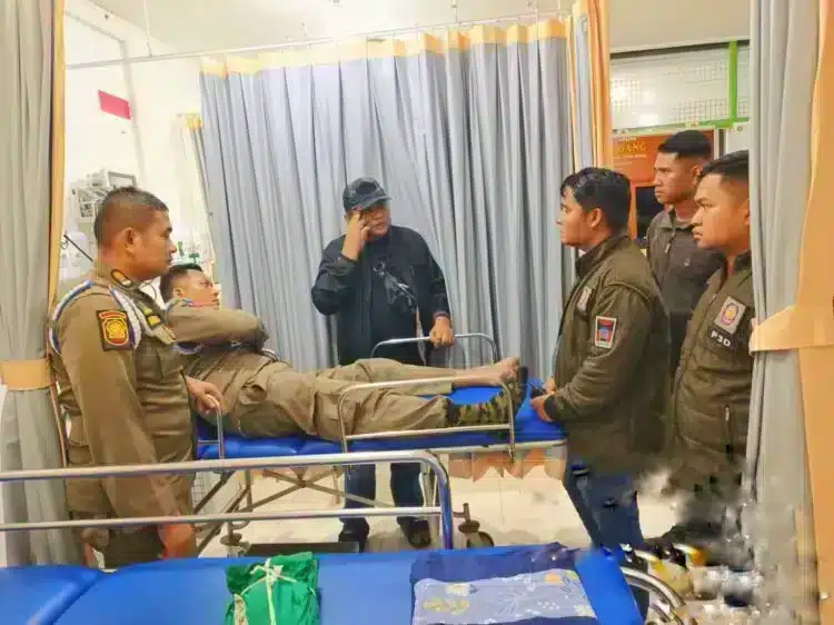 Gambar yang menggambarkan realitas sosial dari fenomena Satpol pp.