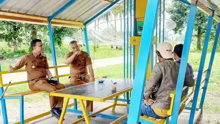 Gambar yang memperlihatkan suasana di sekitar isu Taman Digital Publik.