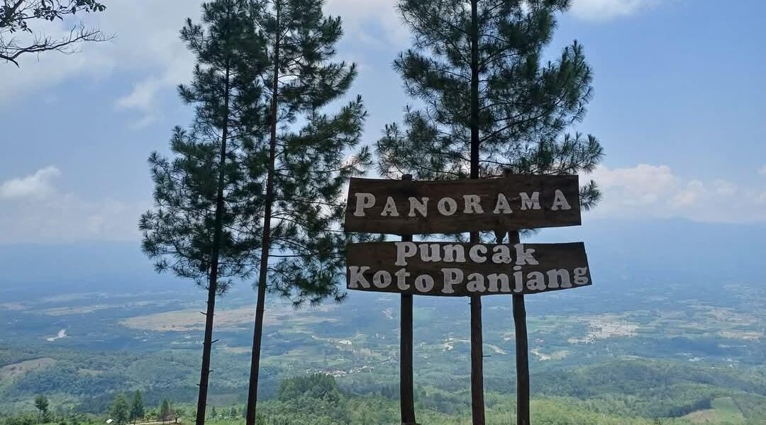 Gambar yang merepresentasikan Pariwisata Pasaman dari sudut pandang yang berbeda.
