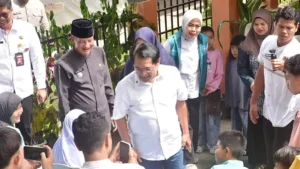 Visual laporan yang menggambarkan perkembangan SLB Mutiara Qalbu.