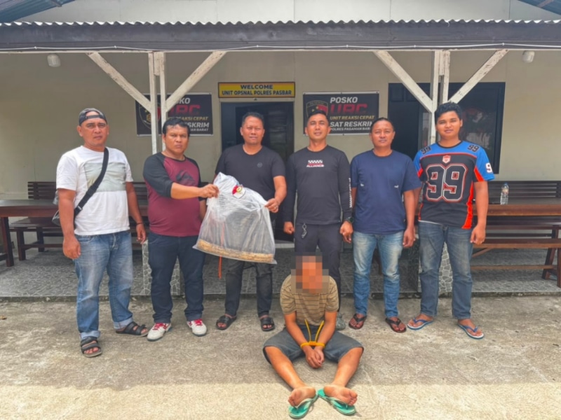 Gambar yang menangkap inti kejadian Lelaki di Pasaman Barat.