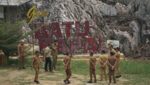 Tulisan Goa Batu Kapal terlihat indah dengan pesona batu kapur yang terukir oleh alam. Ardi/TimAs