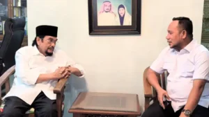 Ilustrasi yang menghidupkan laporan mendalam tentang Leonardy Harmainy.